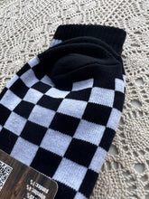 Load image into Gallery viewer, Surfside Socks
